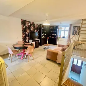  Appartement Magnifique Maison De